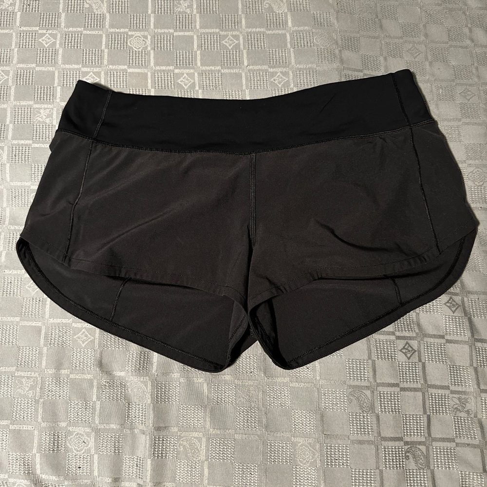 Lululemon speed up shots, size 8